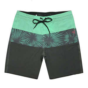 Shorts de MMA de haute qualité, durables et respirants pour les arts martiaux - Couleurs et tissus personnalisables, toutes saisons - Product Image 3