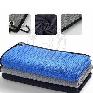 Serviette de golf polyvalente et multifonctionnelle pour nettoyer les clubs, les putters et les balles, tissu haute densité - Product Image 4