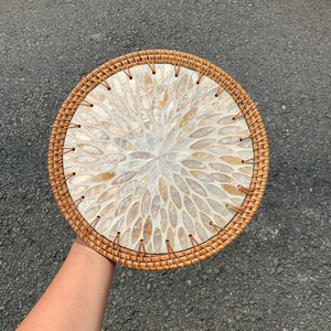Sous-plat rond en rotin fait à la main, mosaïque de nacre, vente en gros directe d'usine, logo personnalisé, Vietnam, pour table de mariage - Product Image 6
