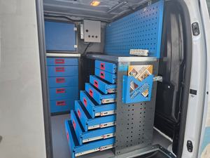 Système de rangement et d'étagères modulaire OEM pour l'intérieur des fourgons, pour une gestion organisée du fret et de l'espace dans tous les véhicules - Product Image 5