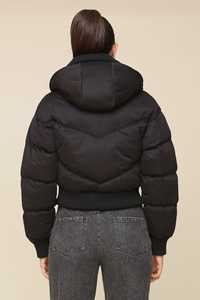 Chaqueta de mujer de calidad premium Chaqueta de mezclilla con capucha Manga larga Cremallera completa Nuevo diseño Venta al por mayor Chaqueta acolchada de burbujas - Product Image 2