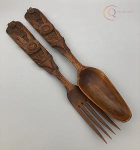 Ensemble de couverts en bois naturel, design simple et élégant pour les repas quotidiens - Product Image 4