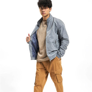 Veste d'extérieur contemporaine pour homme, veste bomber, tissu résistant au vent, coupe confortable, construction légère, matériau durable - Product Image 6