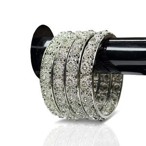 Juego de Brazaletes de Boda Modernos Plateados de Lujo, Diseño Geométrico de Baguette, Imitación de Perla, Venta al por Mayor para Mujer - Product Image 1