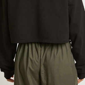 Sweat à capuche pour femmes à prix avantageux avec fermeture éclair pour les acheteurs en gros, design de haute qualité avec capuche et poches latérales, vêtements décontractés - Product Image 6