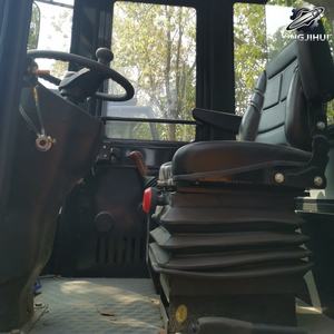 รถตักล้อยาง SDLG 920 มือสอง ขนาด 6.5 ตัน ถัง 1.2 ลูกบาศก์เมตร ยี่ห้อจีนแท้ เครื่องจักรก่อสร้างมือสอง ชั่วโมงการทำงานต่ำ ได้รับการรับรองมาตรฐาน CE - Product Image 6