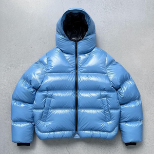 Veste matelassée isolante unisexe pour femmes et hommes, offrant une chaleur légère, une protection hivernale, un vêtement d'extérieur durable et adapté. - Product Image 1