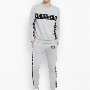 Ropa deportiva Gym Fitness 100% Chándales de entrenamiento de algodón Conjunto de chándal de dos piezas para hombres con etiquetas privadas - Product Image 1