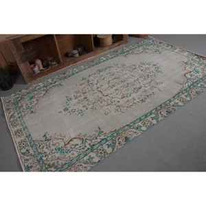 Vintage Classic Turkish Rug 5x8 Feet Beige and Blue Patchwork Design Handmade Wool with Latex Backing for Living Room - Product Image 5