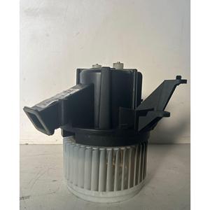 MOTORE VENTILAZIONE VANO PASSEGGERI FIAT 500 X Serie EJV00006 55260384 Diesel 1598 (15>) - Product Image 1