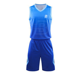 Uniforme de basket-ball pour hommes de meilleure qualité 100% polyester fabriqué au Pakistan ensembles respirants grande taille caractéristique - Product Image 1