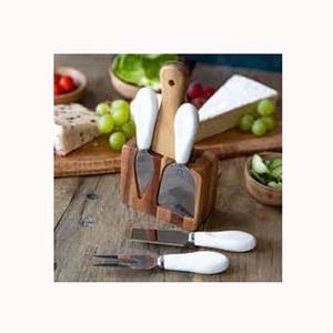 Fait à la main Meilleure Vente en Acier Inoxydable Métal Argent Plaqué Avec Résine Blanche Poignée Audacieuse Ensembles de Couverts en Vrac Ensembles de Fromage - Product Image 1