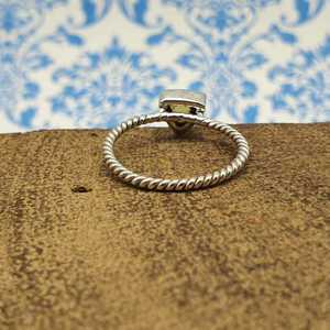 Nouvelle arrivée 925 Sterling Silver Opal Gemstone Ring Fine Silver Plain Band avec perle pour les mariages fêtes bijoux en gros - Product Image 4