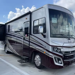 Camping-cars de classe A d'occasion abordables Fleetwood Bounder 2024 2023 2022 2021 – Idéal pour les grands espaces extérieurs - Product Image 1