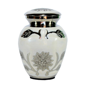 Fournitures funéraires en métal Urnes de crémation pour adultes pour les cendres Urnes de crémation en métal de conception unique de taille personnalisée pour les cendres humaines - Product Image 1