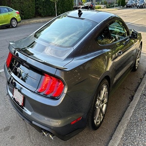 Alerte Offre Exceptionnelle! Ford Mustang GT Premium Coupé 2021 Super Propre, Boîte Manuelle 6 Vitesses, Moteur V8, Gris Carbonisé, Coupé de Luxe - Product Image 2