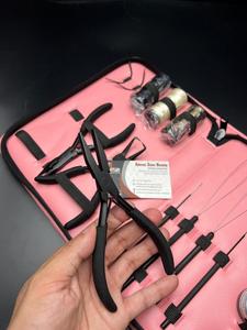 Alicates para extensiones de cabello de acero inoxidable de grado superior, Kit de herramientas con logotipo personalizado negro mate con caja rosa de hilo de cuentas - Product Image 5
