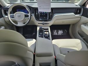 Subasta Rentable! Auto Usado 2024 X.C60 Hybrid Recharge T-8 Plusx eAWD - Product Image 3