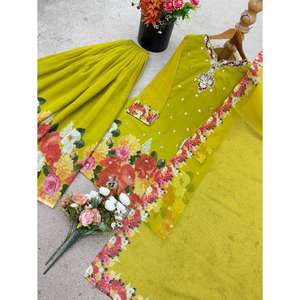 Presentando el nuevo diseñador Party Wear Look Top-Plazzo y Dupatta con trabajo de bordado pesado - Product Image 1