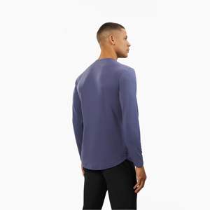เสื้อทรงหลวมแขนยาวของ Henley Curve Hem <span class=keywords><strong>Moonshadow</strong></span>,ผ้าฝ้าย62% โพลีเอสเตอร์33% ผ้าสแปนเด็กซ์5% ใส่พอดีกับลายเซ็นได้ตามต้องการ - Product Image 2