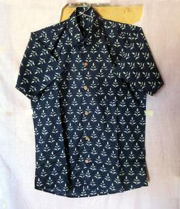 Chemise en coton faite à la main pour hommes, tissu léger imprimé à manches courtes, chemise cousue imprimée à la main, cadeau parfait pour elle - Product Image 3