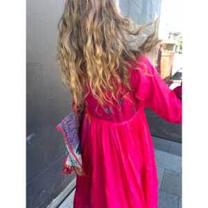 <span class=keywords><strong>FOLKLORE</strong></span> 41 - Elegante Abito in Seta da Donna, Stile Quotidiano Traspirante con Fessure, Vita Elastica, Lunghezza al Ginocchio, S/M/L, Collo a O, Motivo Rose Bandhani - Product Image 1