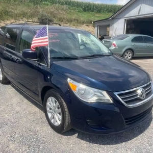 Auto Usado de Calidad a Precio Accesible, Volkswagen Routan SE 2014, Volante a la Izquierda - Product Image 1