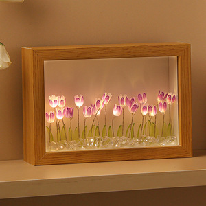 Lampe de table avec cadre photo 6 pouces en forme de tulipe 3D LED faite à la main pour la décoration de chambre de nuit, cadeau de fête, paysage de table, ambiance - Product Image 2