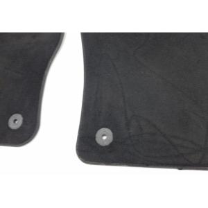 พรมปูพื้นรถยนต์โฟล์คสวาเกน ที-ร็อค รุ่น 2GA863011 (17>21) ของแท้ - Product Image 3