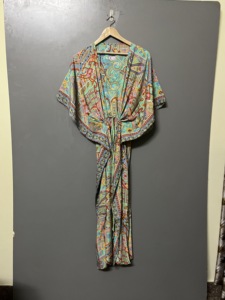Robe longue décontractée pour femme de meilleure qualité, caftan en soie ajusté col V élégant pour le printemps, l'été, taille naturelle - Product Image 6