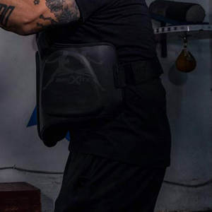 Protector de pecho ligero para práctica de boxeo con acolchado cómodo Almohadilla de pecho de boxeo ajustable con protección contra impactos - Product Image 6