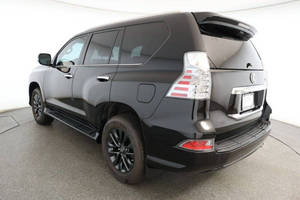 Lexus GX 460 2023 Usado en Buenas Condiciones, Equipamiento Estándar - Product Image 4