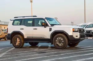 โตโยต้า ปราโด ปี 2024 ใหม่ เครื่องยนต์เบนซิน 2.8 ลิตร สีดำ เกียร์อัตโนมัติ กำลัง 200-299 แรงม้า รถ SUV 7 ที่นั่ง - Product Image 2