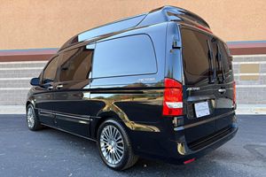 Mercedes-Benz Metris Explorer Conversion Plus 2018 Usado en Buen Estado, Sin Accidentes, Volante a la Izquierda/Derecha - Product Image 3