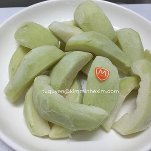 กีวีแช่แข็ง IQF สีธรรมชาติจากเวียดนาม หั่นสด บรรจุภัณฑ์แบบสุญญากาศและแบบจำนวนมาก ยี่ห้อ KMI แช่เย็น -18 องศาเซลเซียส สำหรับส่งออก - Product Image 5