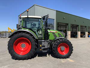 รถแทรกเตอร์ Fendt 722 Vario มือหนึ่ง/มือสอง เครื่องยนต์ Deutz เกียร์อัตโนมัติ สำหรับขาย - Product Image 2