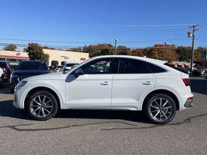 รถยนต์ออดี้ SQ5 สปอร์ตแบ็ค ปี 2022 ขับเคลื่อนสี่ล้อ เครื่องยนต์ 4.1-6 ลิตร รุ่นพรีเมียม มือสอง เบาะหนัง มาตรฐานยูโร 4 หน้าจอสัมผัส กล้องมองหลัง 360 องศา พวงมาลัยซ้าย 4 ประตู หลังคาพาโนรามา - Product Image 6