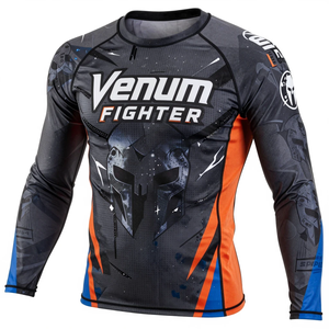 เสื้อรัดกล้ามเนื้อแขนยาวแบบสั่งทำพิเศษสำหรับ MMA พิมพ์ลายด้วยความร้อน ระบายอากาศได้ดี ผลิตจากไนลอนผสมสแปนเด็กซ์ สำหรับกีฬายิวยิตสู ชุดต่อสู้ Venum Fighter Rash Guard - Product Image 3