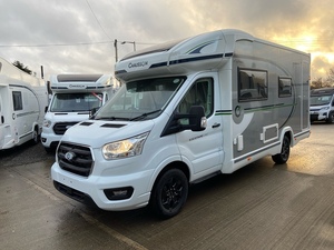 Arctic Pack 4x4 Off Road Motorhome Camper Van Luxury Travel Trailer with Air Conditioning <b>Kitchen</b> for Camping - Product Image 6