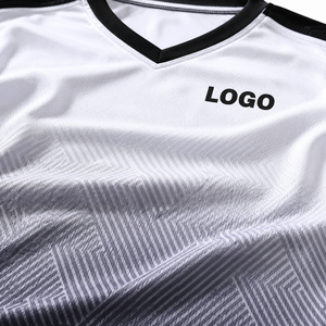 Uniforme de Fútbol Personalizado Blanco y Negro, Conjunto de Camiseta y Pantalones Cortos de Fútbol de Poliéster Transpirable, Ropa Deportiva de Secado Rápido para Hombre - Product Image 6