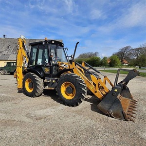 Chargeuse-pelleteuse JCB 4CX d'occasion en excellent état, dotée de composants essentiels (moteur et roulement) pour inspection par rapport et vidéo - Product Image 5