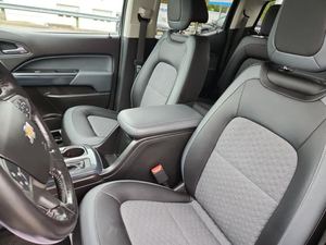 Chevrolet Colorado Z71 Crew Cab 4WD Usada, Año 2018, Volante a la Izquierda, Emisión Euro III, 50001-75000 Millas, 200-250 CV - Product Image 2