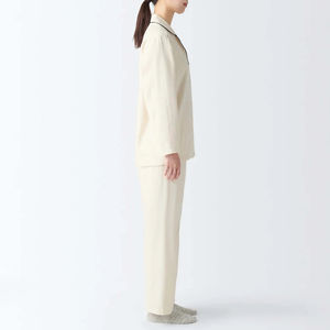 Conjunto de Pijama de 2 Piezas de Alta Calidad para Mujer, Diseño de Diseñador, Satén, para Usar en Casa, Diseño Sólido, Traje de Dormir para Invierno y Primavera - Product Image 4