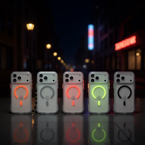 Étui de téléphone portable officiel IP 16 PLUS, matériau transparent TPU+PC, support magnétique, texture lumineuse, design côtelé, gaufrage - Product Image 2