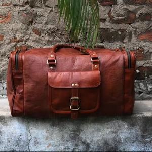 กระเป๋าหนังแพะสำหรับไปยิมกระเป๋ากีฬาทำมือสำหรับผู้ชายและผู้หญิงกระเป๋าทรงดัฟเฟิลกระเป๋าค้างคืนแนววินเทจ - Product Image 1