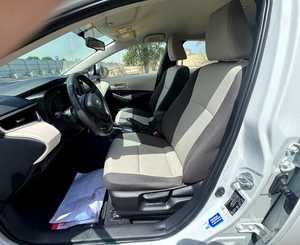 Toyota Sedán 2020, Auto de Pasajeros para Desplazamientos Urbanos - Product Image 5