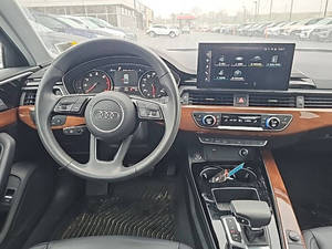 AUDI A4 quattro Premium 40 TFSI USADO 2023 - Product Image 2