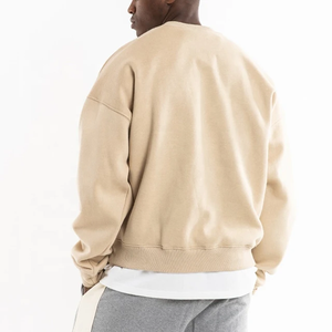 Sudadera de Cuello Redondo con Mangas de Chenilla Color Granate, Prenda de Felpa Premium, Ropa Griega DST, Cálida para Invierno, Personalizable en la Parte Delantera - Product Image 5