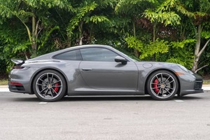 AUTO USATA IN OTTIME CONDIZIONI 2021 Porsche <span class=keywords><strong>911</strong></span> <span class=keywords><strong>Carrera</strong></span> 4S Coupé Spedizione in tutto il mondo - Product Image 6