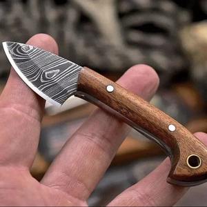 Cuchillo despellejador de acero al carbono personalizado hecho a mano con mango de madera hoja fija de espiga completa para bricolaje OEM compatible - Product Image 5